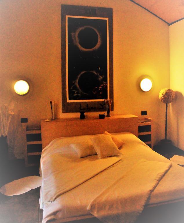 Premiata Osteria Dei Fiori Bed & Breakfast Cortiglione Exterior photo
